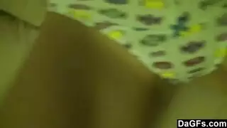 مثير اللاتينية في سن المراهقة اللعب مع نفسها على سناب شات