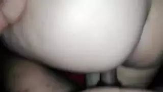 جنس خشن في وضع الكلب مع مصرية مثيرة، تئن وتنزل سوائلها
