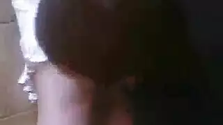 نيك قوي ومص اليزاز الكبير