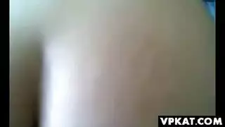 العاهرة المحجبة لدينة تتوسل للجنس الخشن وهزة الجماع المرشقة