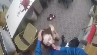 بنت جميله وأمورة بتاخد زبر كبير قوي