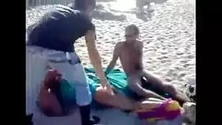 احس على البحر